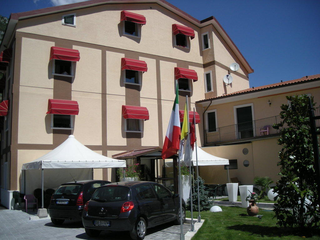 Hotel De Meis Capistrello Exterior foto